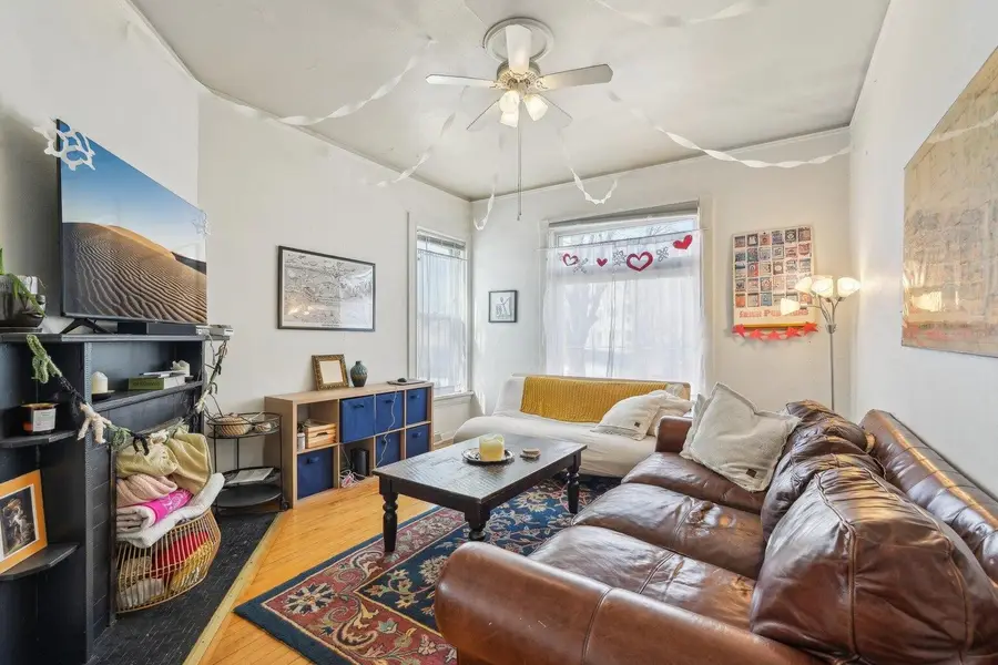 1848 N Cambridge Ave, Milwaukee, WI 53202 - #2