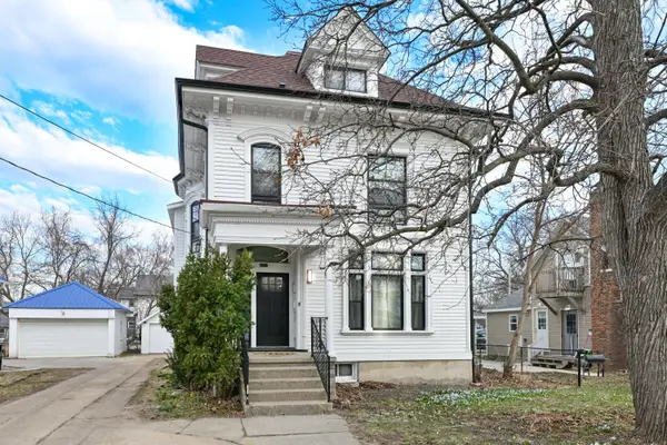 1136 Prairie Ave, Beloit, WI 53511