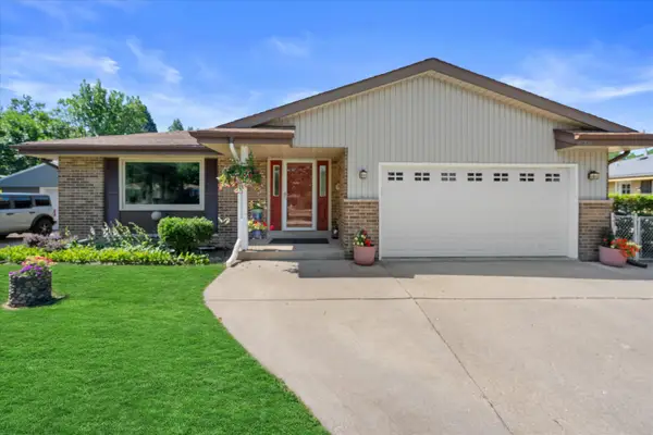 9709 W Morgan Ave, Milwaukee, WI 53228