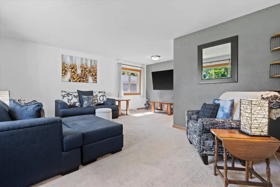 9709 W Morgan Ave, Milwaukee, WI 53228 - #3