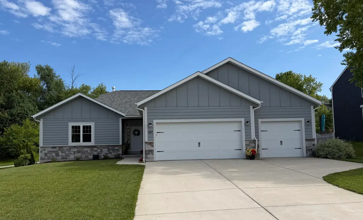 491 Thurow Dr, Oconomowoc, WI 53066 - #1