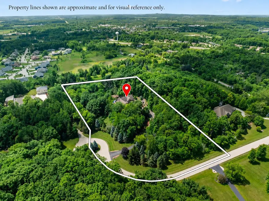 4451 Hartstone Dr, Polk, WI 53086 - #2