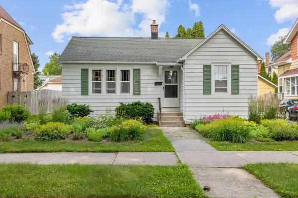 2312 Wedemeyer St, Sheboygan, WI 53081
