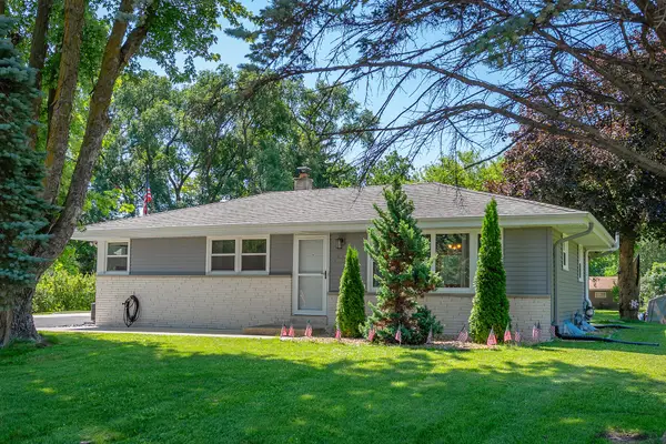 N53W23801 Northview Dr, Lisbon, WI 53089