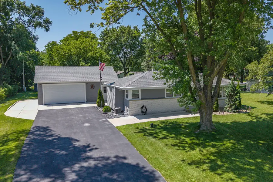 N53W23801 Northview Dr, Lisbon, WI 53089 - #2
