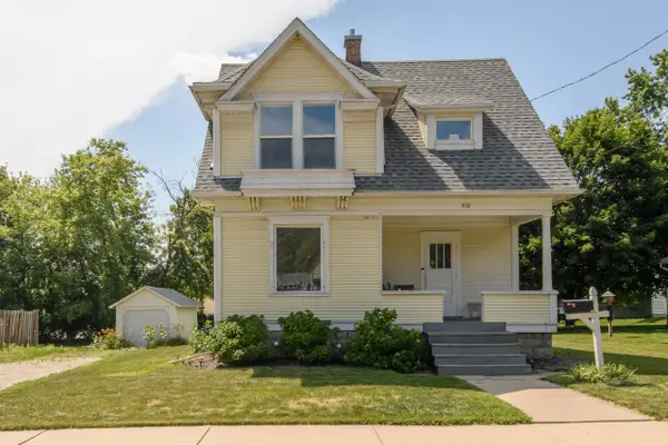 410 S Montgomery St, Watertown, WI 53094