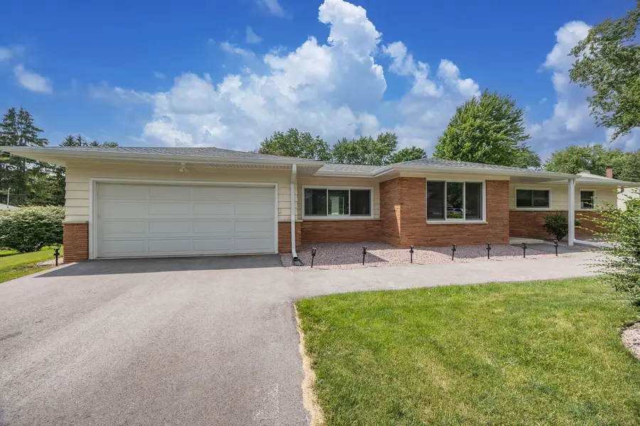 W156N5709 Cheryln Dr, Menomonee Falls, WI 53051 - #3