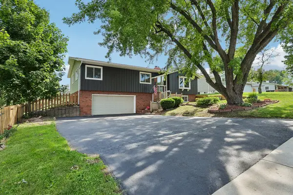 413 W Hilltop Trl, Fort Atkinson, WI 53538