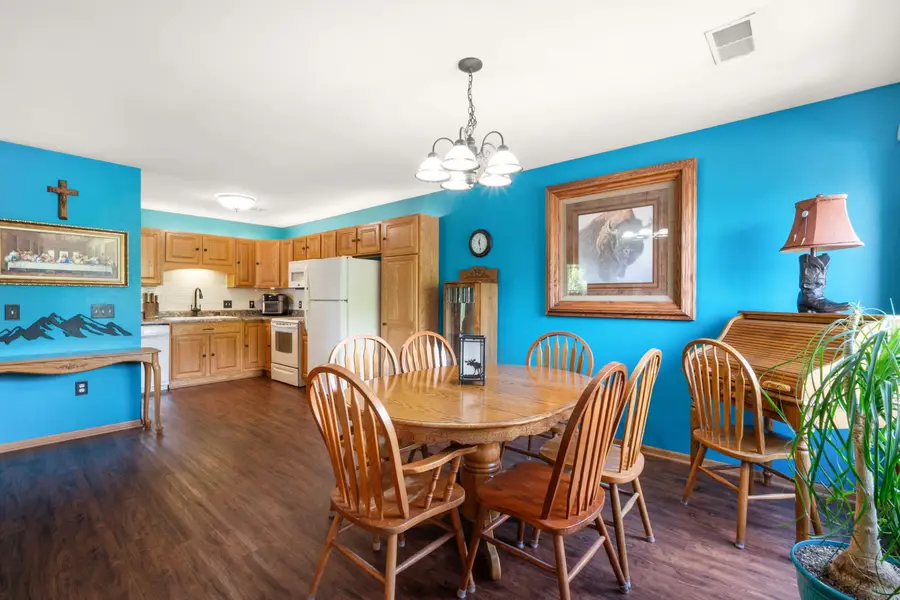 951 Spring Ct, Newburg, WI 53095 - #2