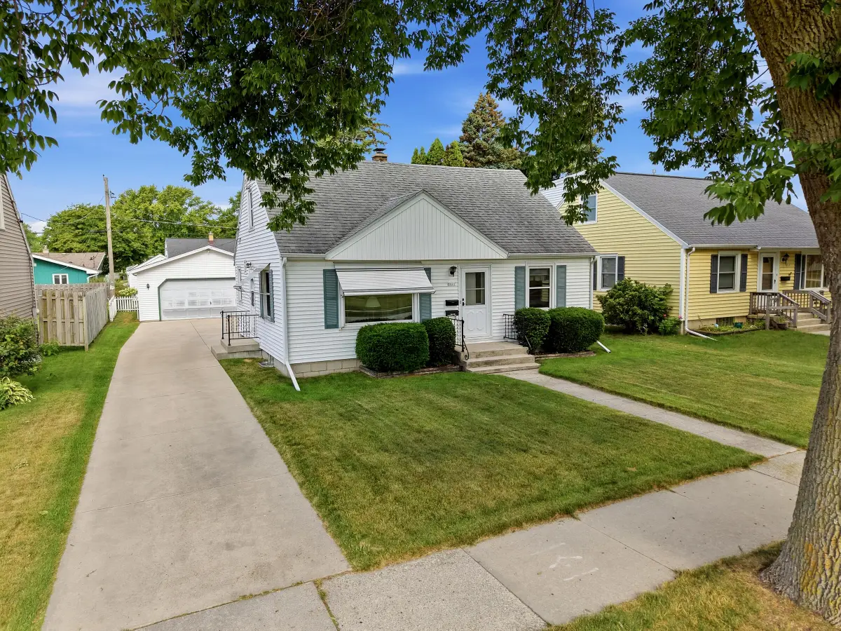 2520 S 12th St, Sheboygan, WI 53081 - #1