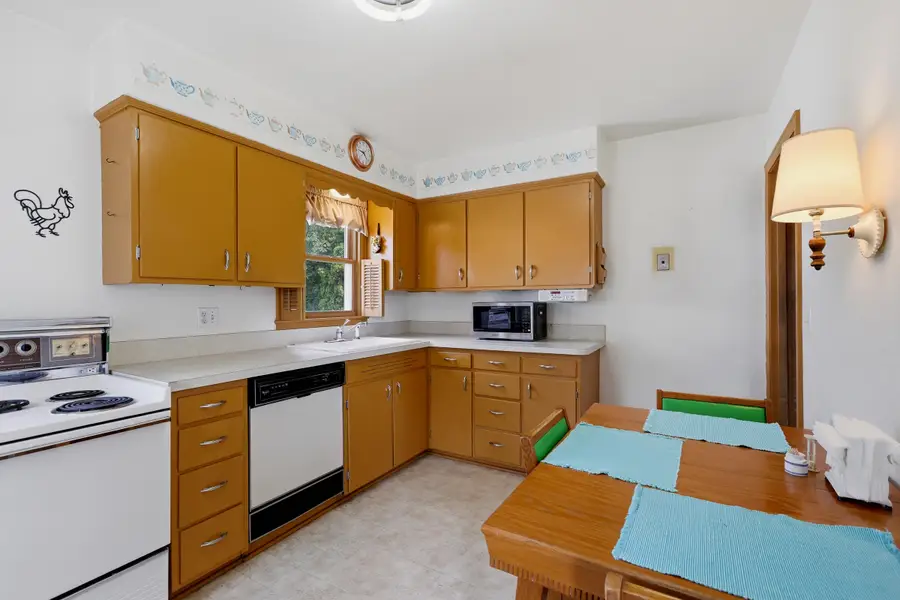 2520 S 12th St, Sheboygan, WI 53081 - #3