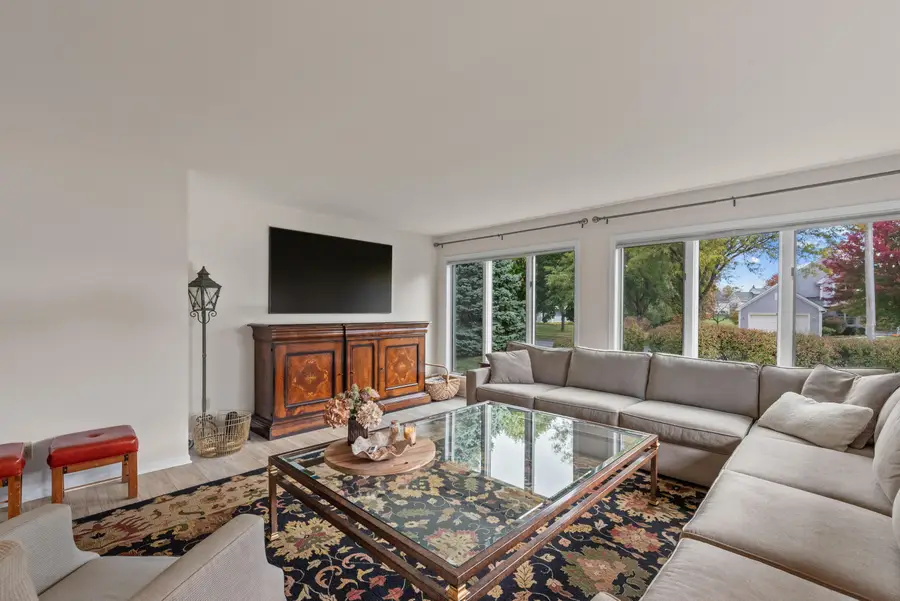 1323 Stonewood Cir, West Bend, WI 53095 - #3