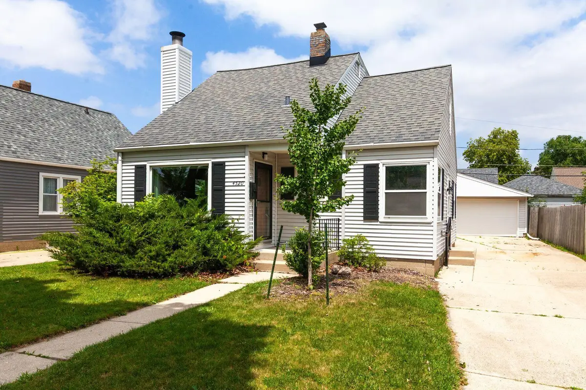 4520 W Fillmore Dr, Milwaukee, WI 53219 - #1