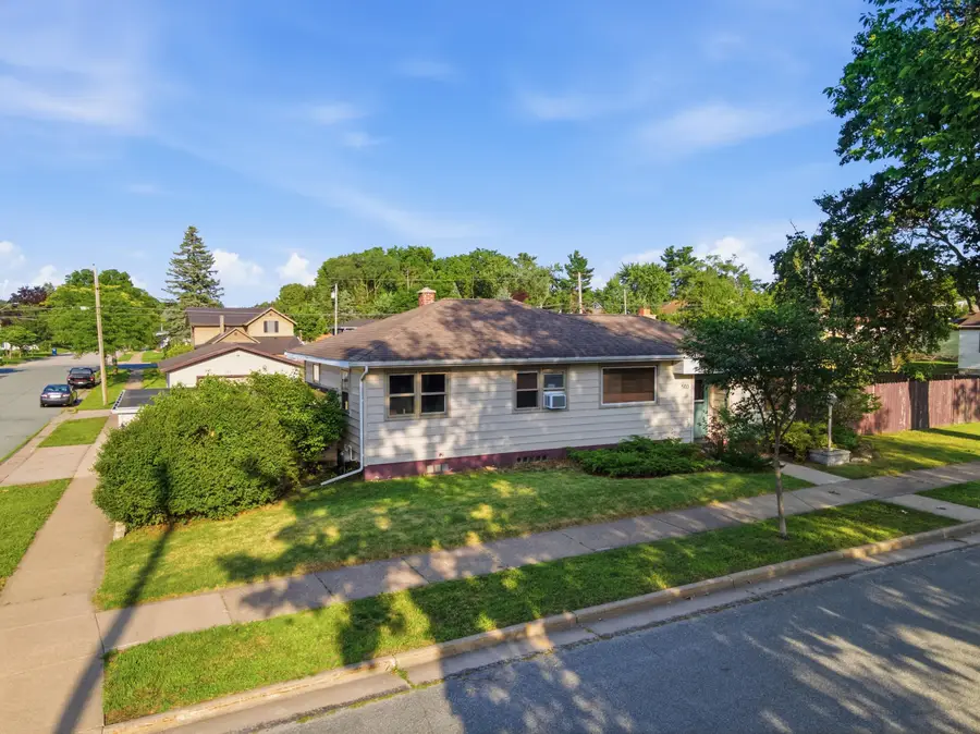 503 8th Ave S, Onalaska, WI 54650 - #2