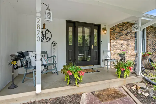 2870 Santa Barbara Dr, Brookfield, WI 53005