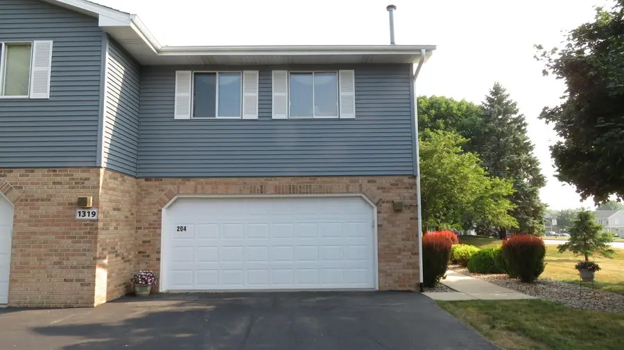 1319 Sunnyslope Dr, Mount Pleasant, WI 53406 - #3