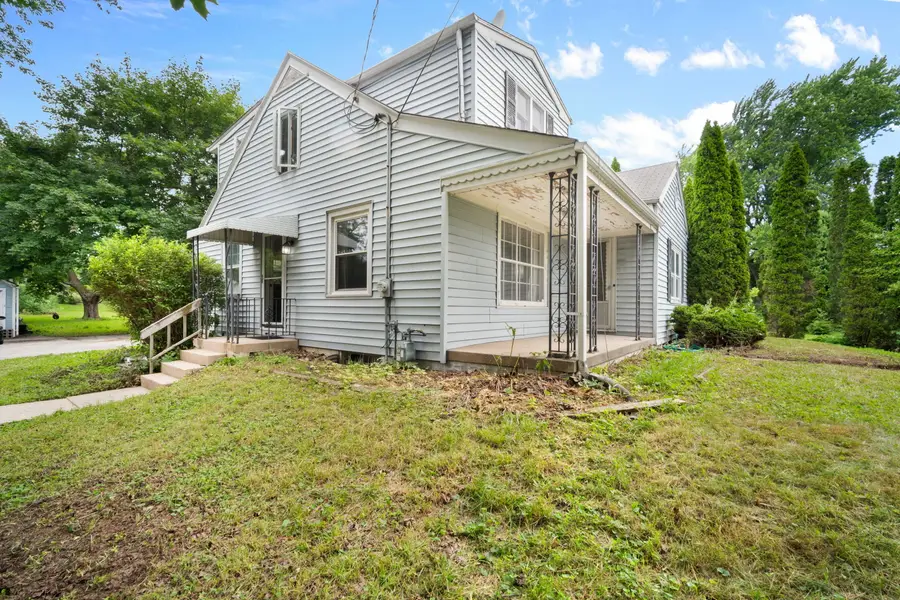 7333 N Green Bay Ave, Glendale, WI 53209 - #2