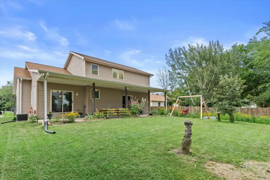 3297 E Ramsey Ave, Cudahy, WI 53110 - #2