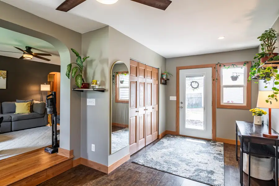 2910 Fairchild St E, La Crosse, WI 54601 - #2