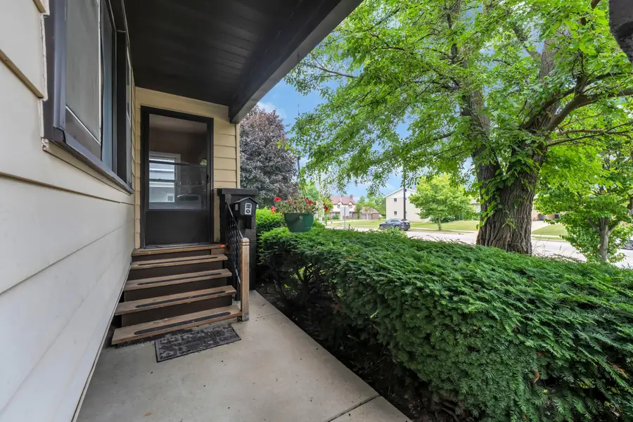 3857 S 35th St, Greenfield, WI 53221 - #3