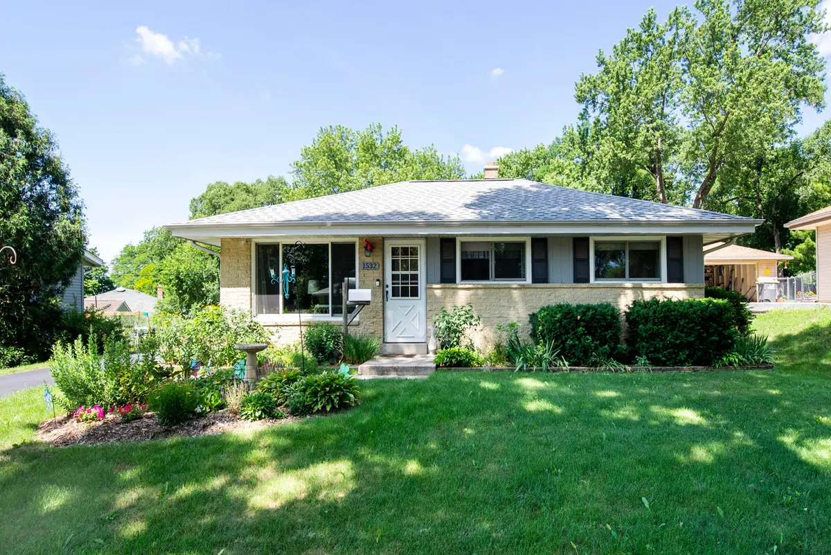 1532 S Grand Ave, Waukesha, WI 53189 - #1