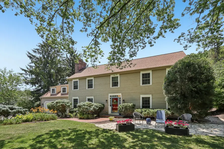 2915 Willaura Ct, Brookfield, WI 53005 - #3