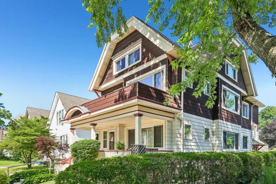 2532 N Humboldt Blvd, Milwaukee, WI 53212 - #2
