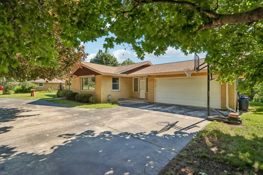 4440 N 135th St, Brookfield, WI 53005 - #2
