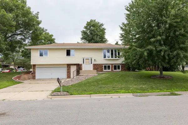 703 Lake St, Onalaska, WI 54650