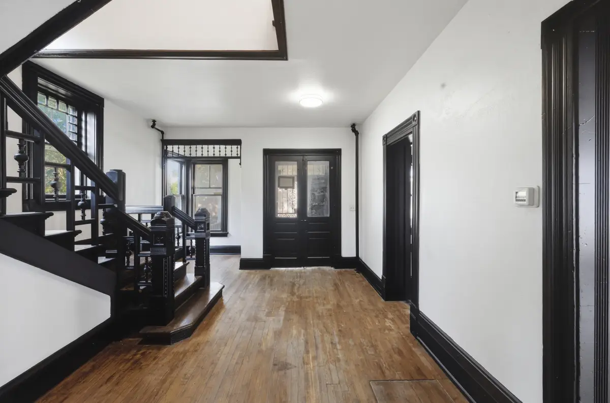 807 N 23rd St, Milwaukee, WI 53233 - #1
