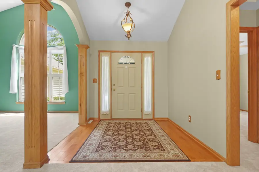 N108W15384 Bel Aire Ln, Germantown, WI 53022 - #2