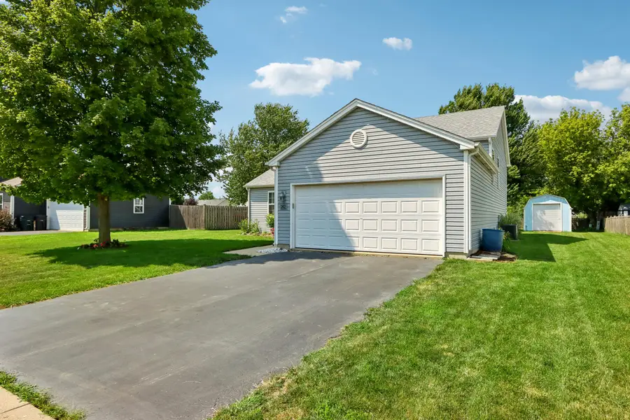 242 Deer Path Dr, Genoa City, WI 53128 - #3