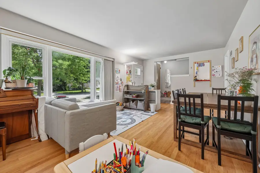 5451 N Kent Ave, Whitefish Bay, WI 53217 - #2