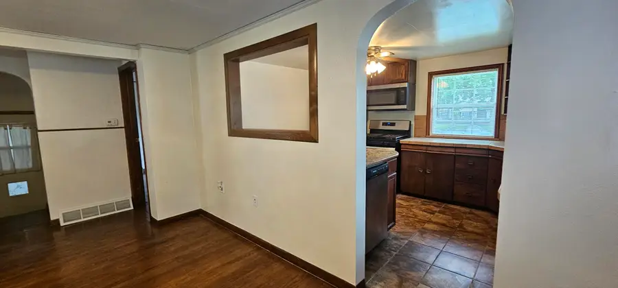 11102 82nd St, Pleasant Prairie, WI 53158 - #3