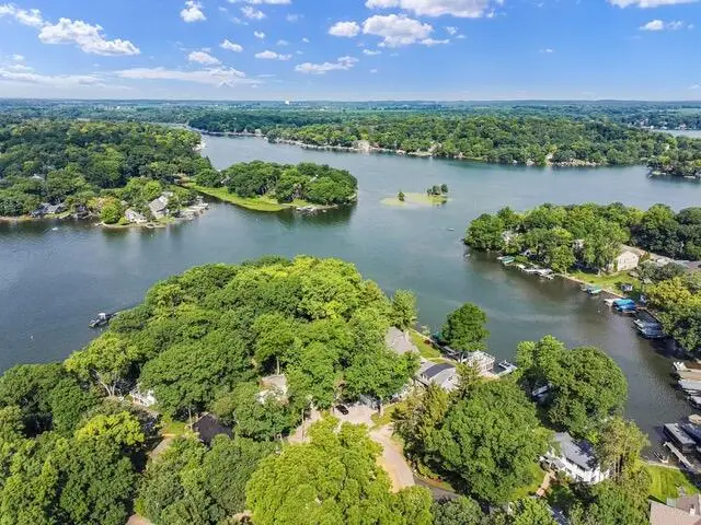 N7627 Pleasant Pt Cir, Lauderdale Lakes, WI 53121 - #2
