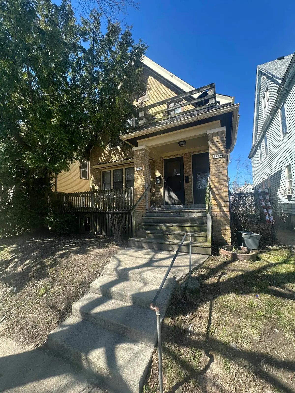 3717 N Port Washington Ave, Milwaukee, WI 53212 - #1