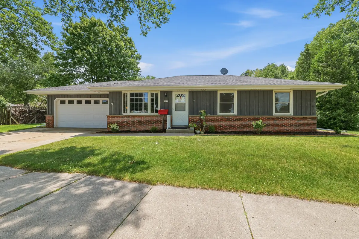 1817 Wilson Ave, Sheboygan, WI 53081 - #1