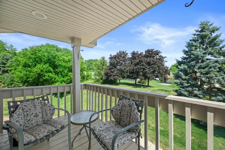 3604 W Rawson Ave, Franklin, WI 53132 - #3