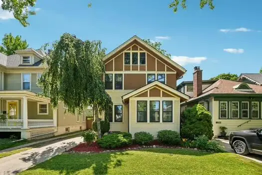 1650 College Ave, Racine, WI 53403