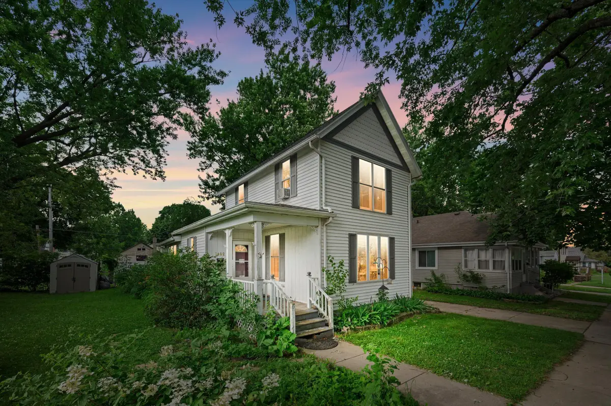 1402 Mole Ave, Janesville, WI 53548 - #1