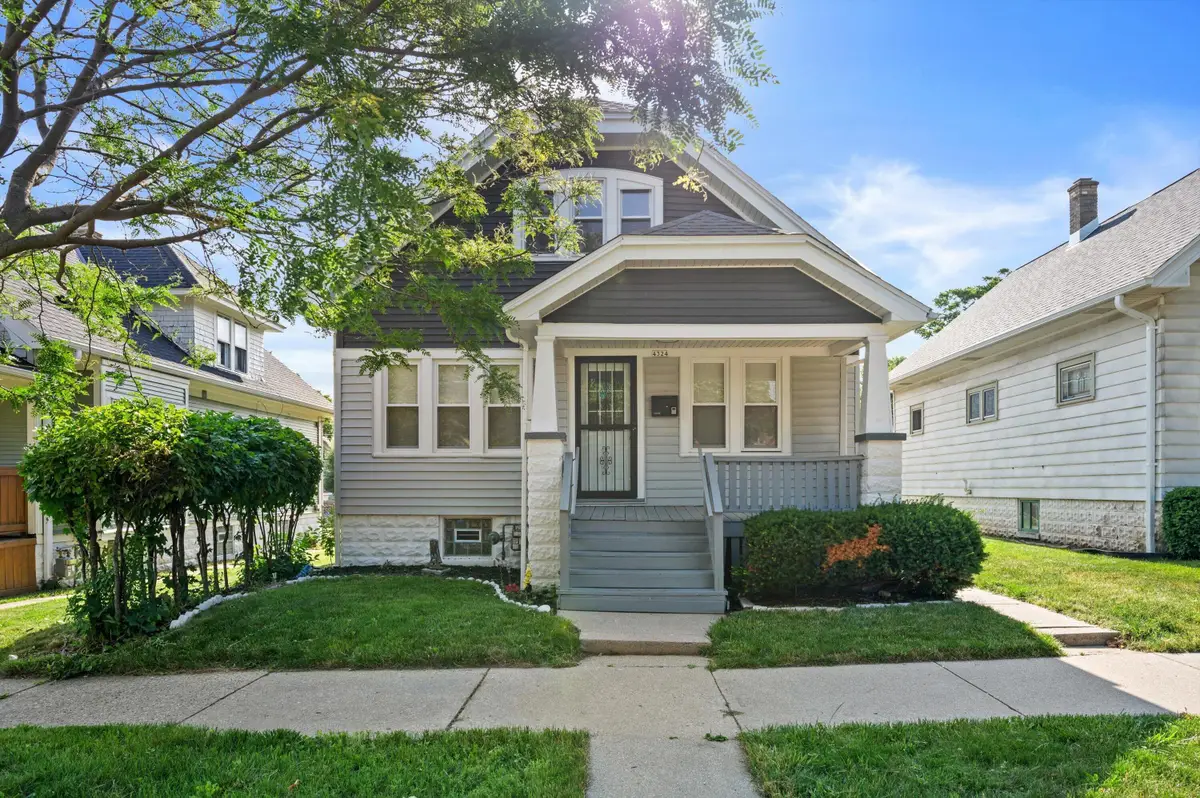 4324 N 14th St, Milwaukee, WI 53209 - #1
