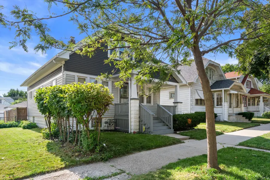 4324 N 14th St, Milwaukee, WI 53209 - #2