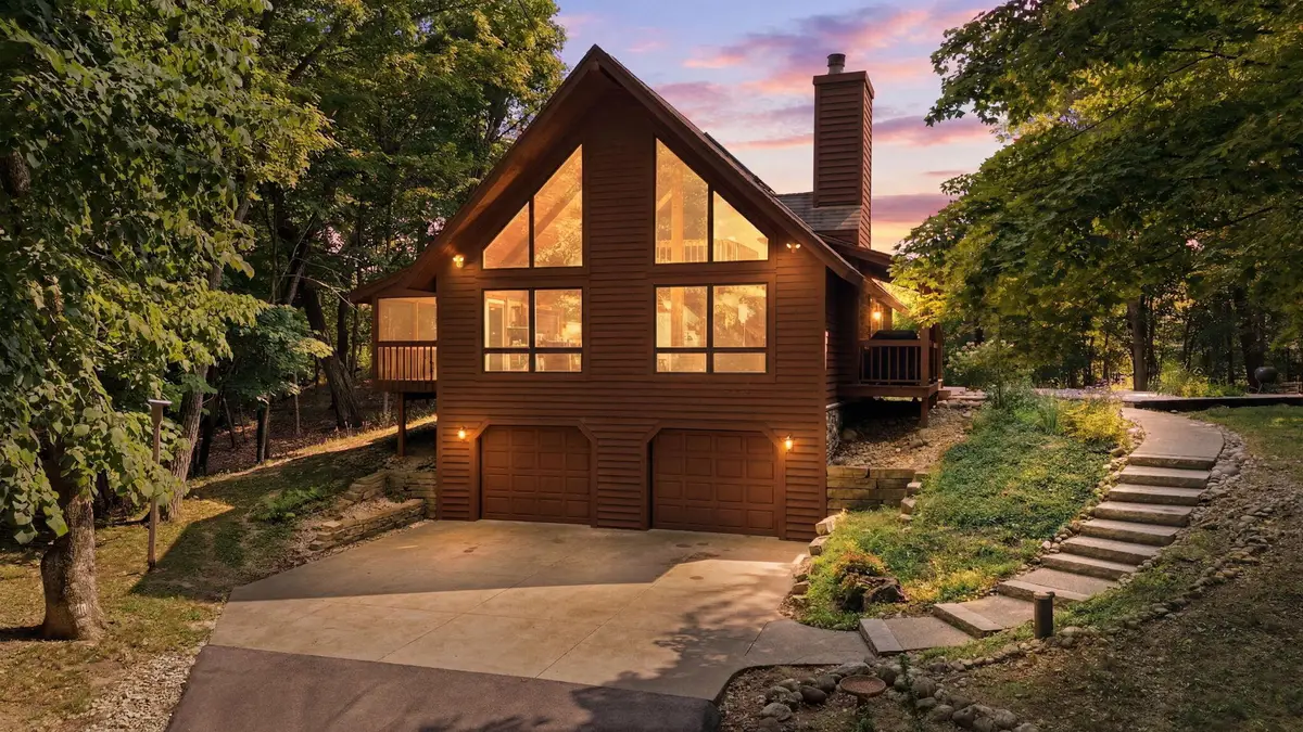 4239 Grandview Ct, Colgate, WI 53017 - #1