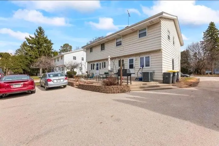 1558 White Rock Ave, Waukesha, WI 53186 - #2