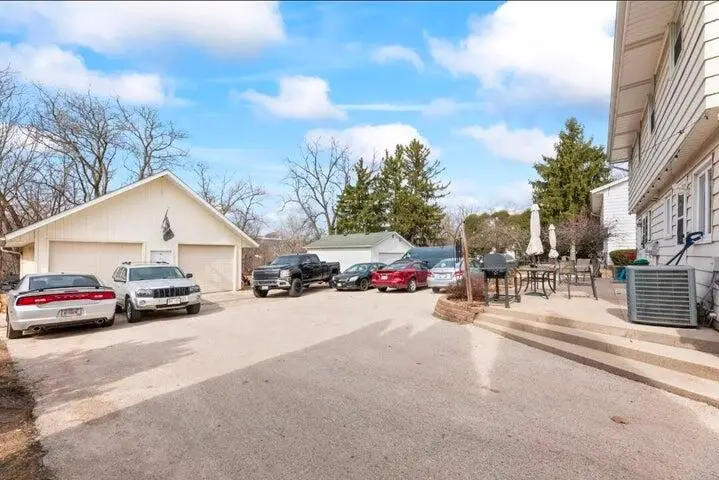 1558 White Rock Ave, Waukesha, WI 53186 - #3