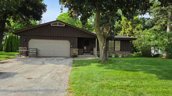 3415 W Cold Spring Rd, Greenfield, WI 53221