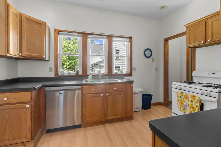419 W Geneva St, Williams Bay, WI 53191 - #3