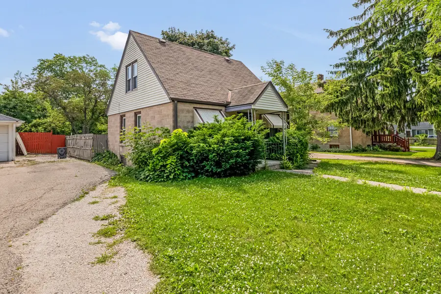 5016 N 49th St, Milwaukee, WI 53218 - #3