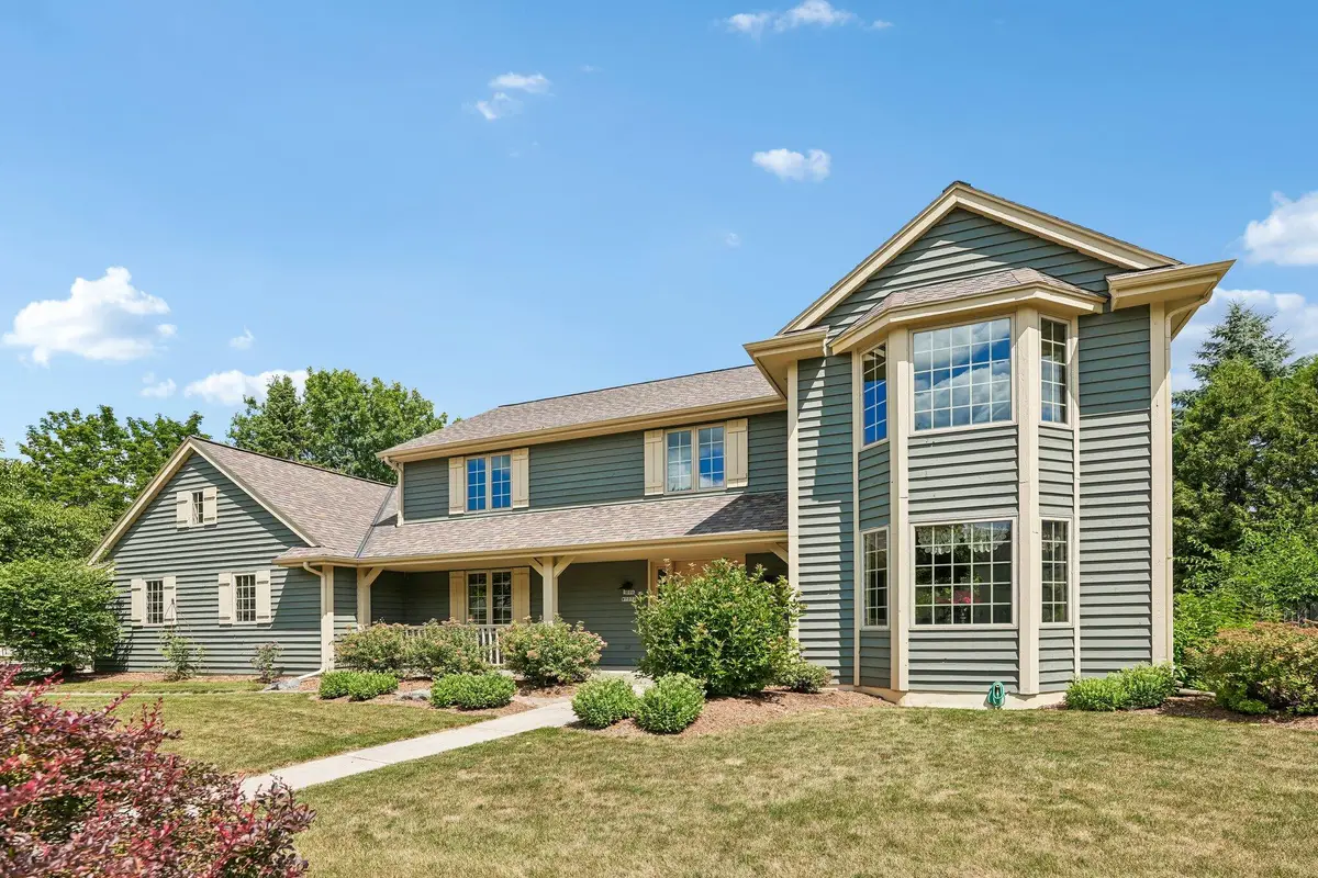 N106W7072 Dayton St, Cedarburg, WI 53012 - #1