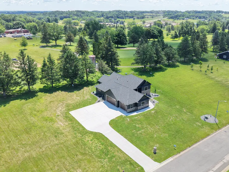 1129 16th Fairway Dr, Viroqua, WI 54665 - #2